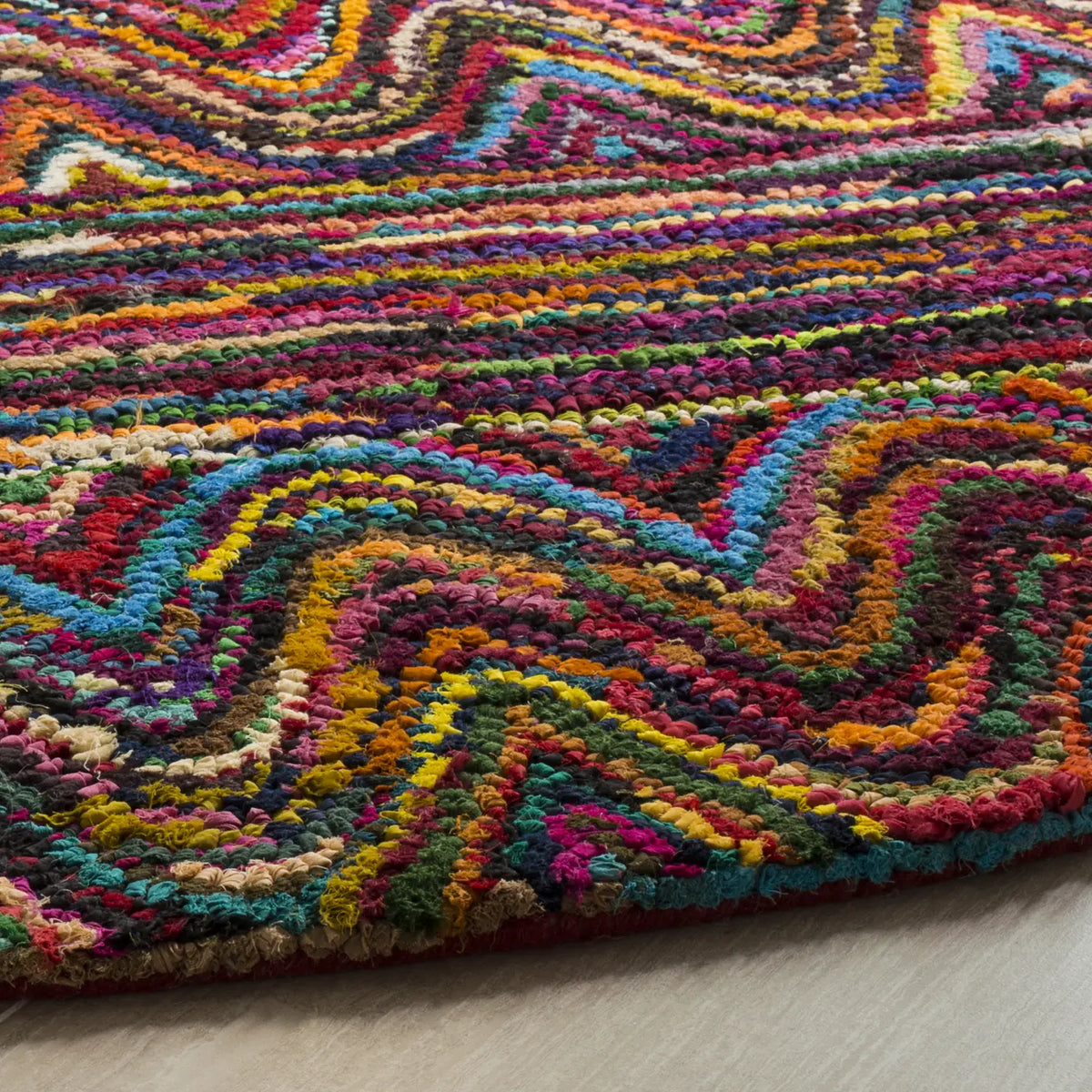 Safavieh Nantucket 6'-0" x 6'-0" Rug in Multi