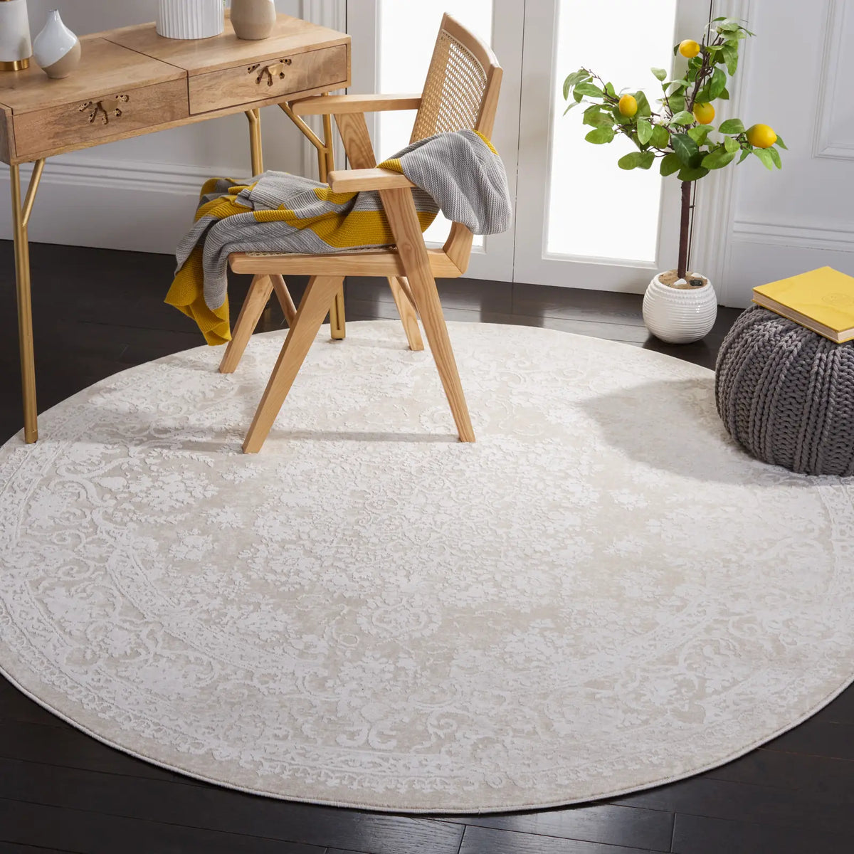 Safavieh Reflection 10'-0" x 10'-0" Rug in Creme / Ivory