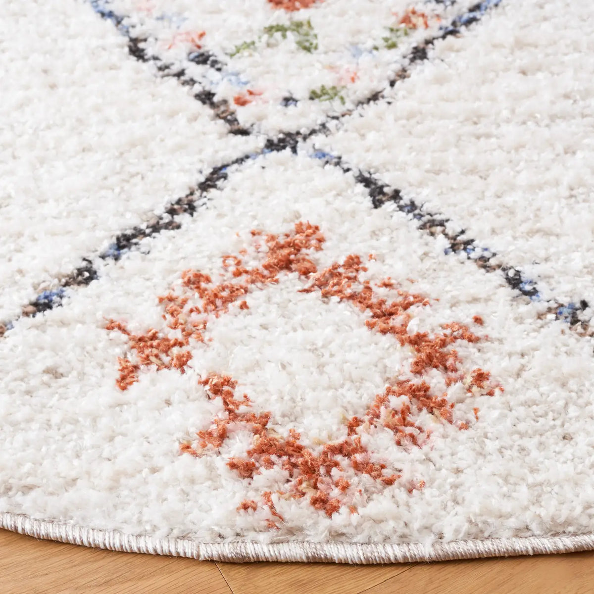 Safavieh Chapel 6'-7" x 6'-7" Rug in Ivory / Black