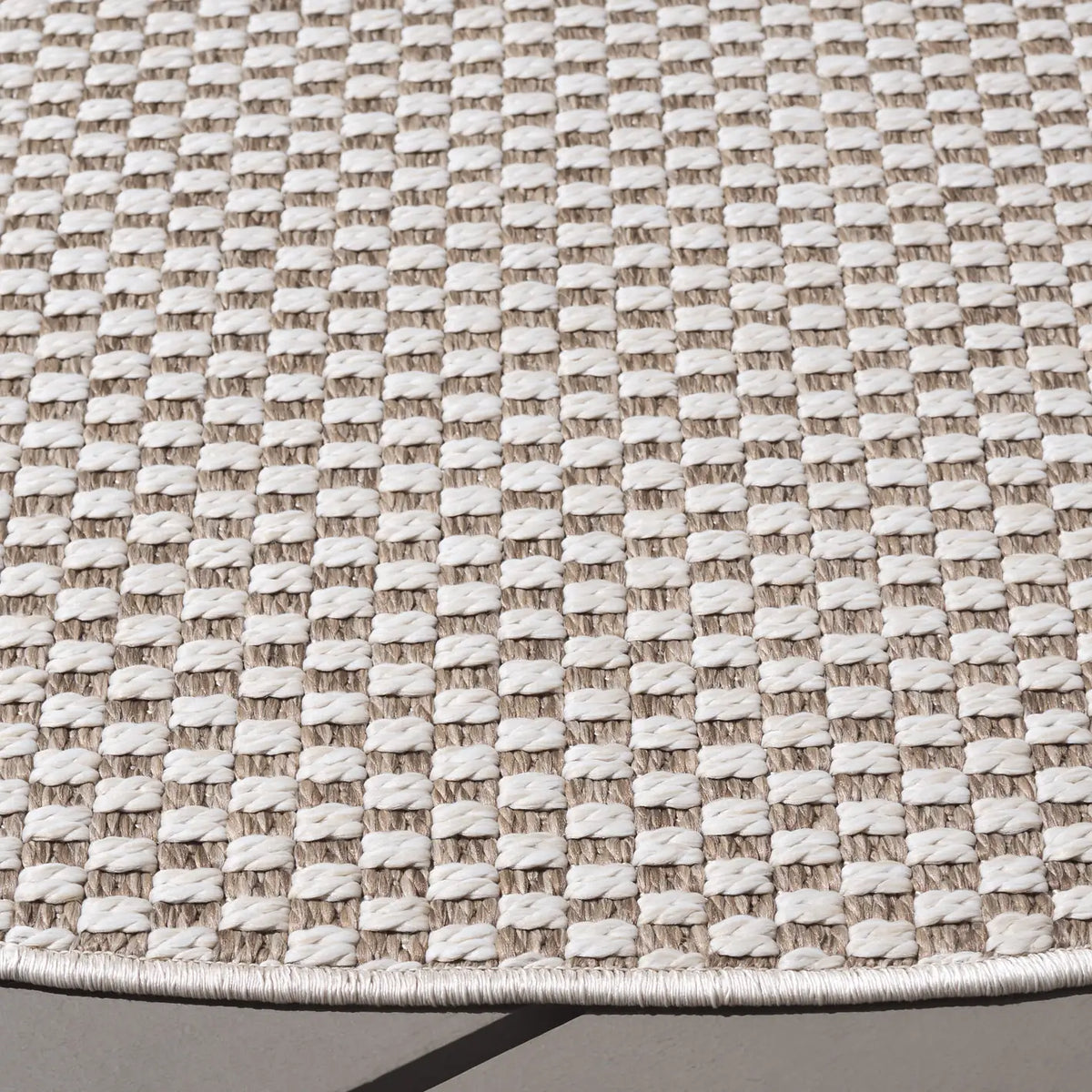 Safavieh Sisal All-Weather 6'-7" x 6'-7" Rug in Natural / Ivory
