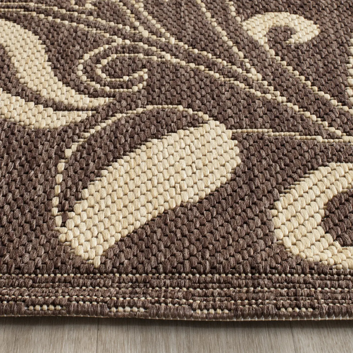 Safavieh Courtyard 2'-3" x 10'-0" Rug in Chocolate / Natural