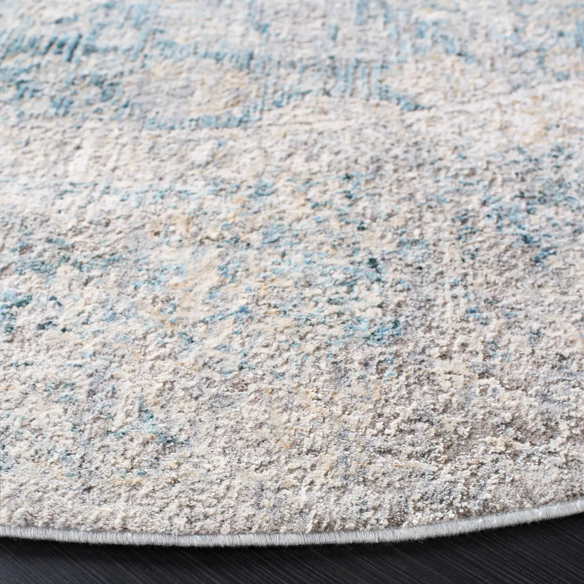 Safavieh Dream 6'-7" x 6'-7" Rug in Grey / Blue