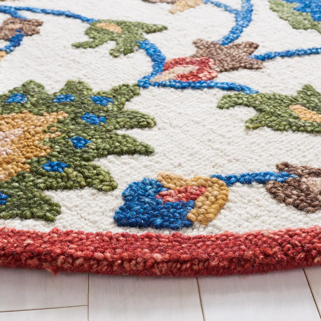 Safavieh Blossom 6'-0" x 6'-0" Rug in Ivory / Green