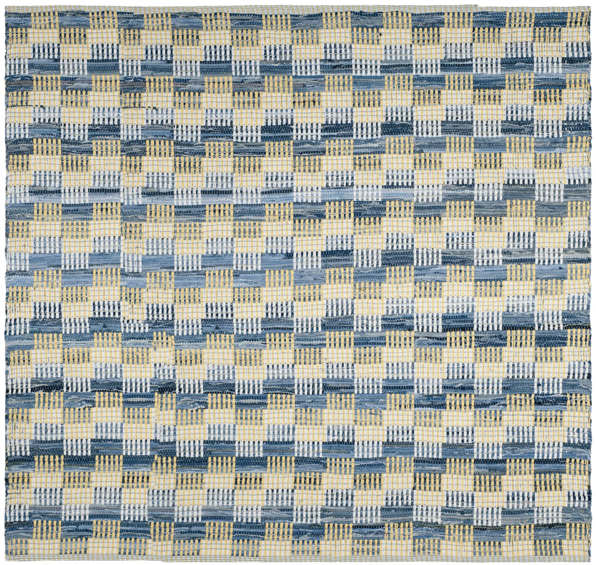 Safavieh Montauk 6'-0" x 6'-0" Rug in Gold / Multi