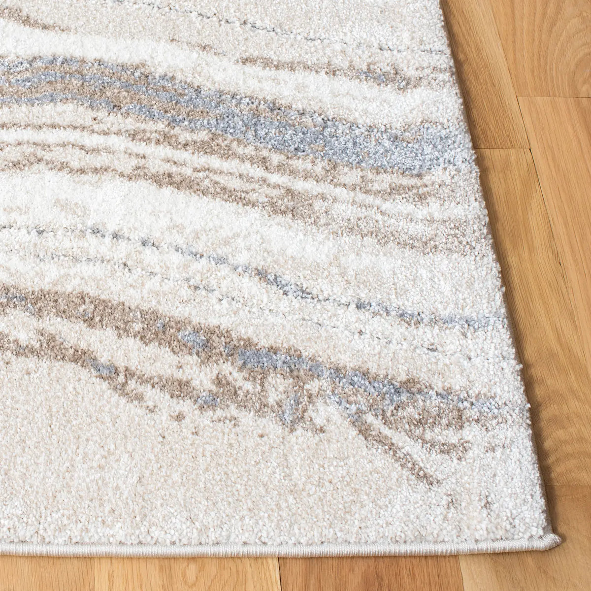 Safavieh Cyrus Shag 4'-5" x 6'-5" Rug in Ivory / Grey
