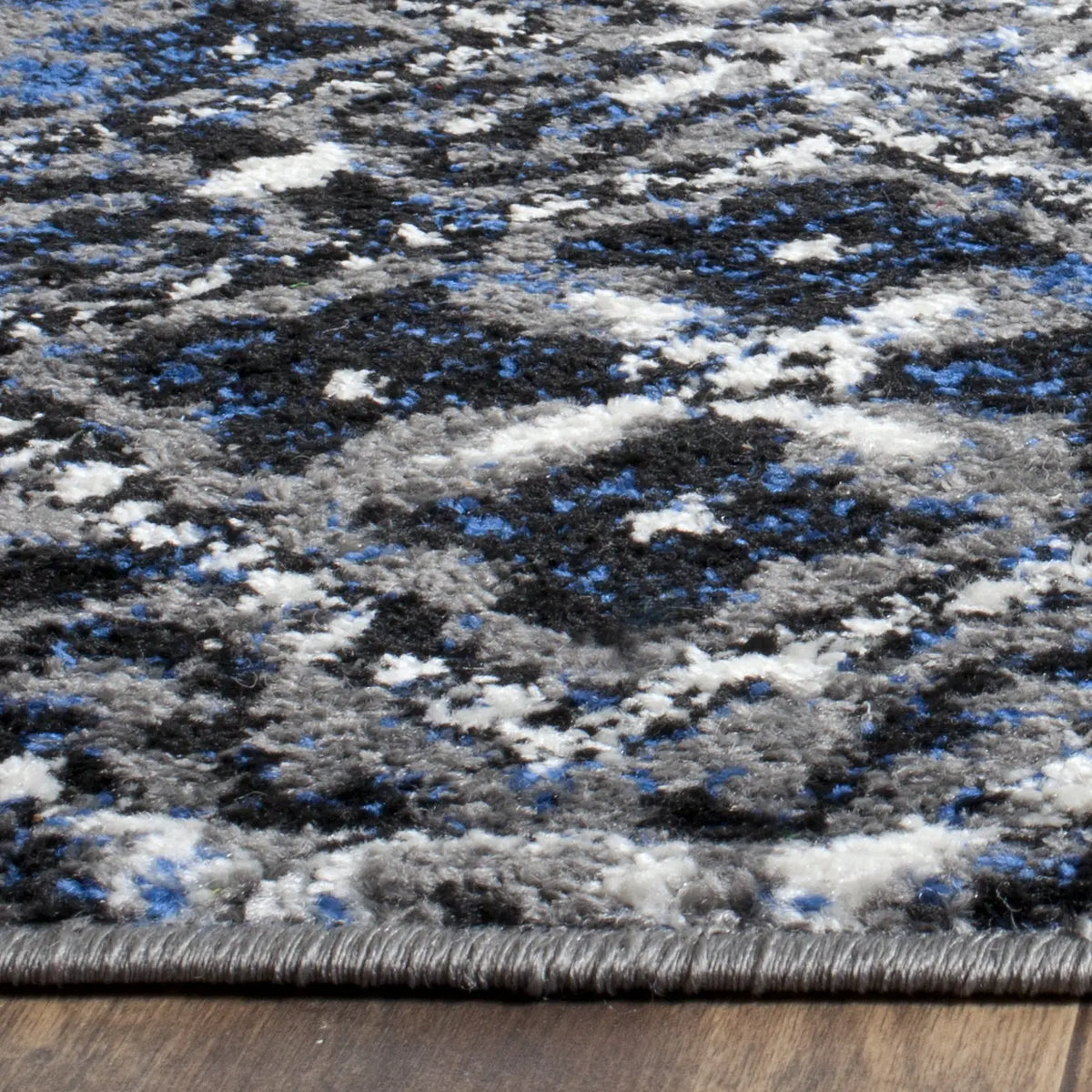 Safavieh Adirondack 6'-0" x 9'-0" Rug in Silver / Multi