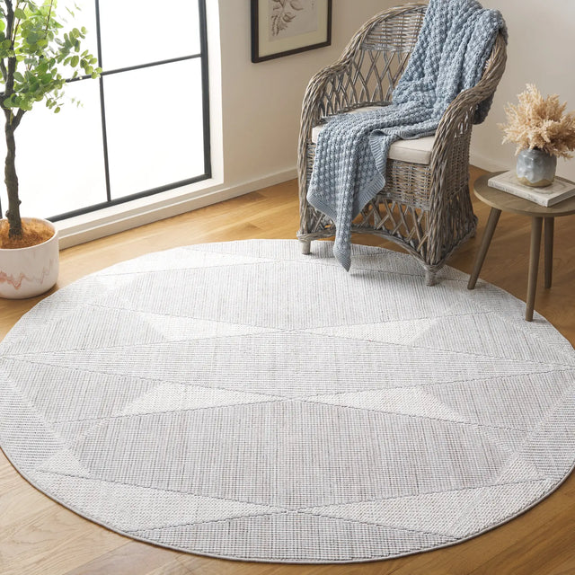 Safavieh Martha Stewart Serenity 6'-7" x 6'-7" Rug in Grey / Ivory