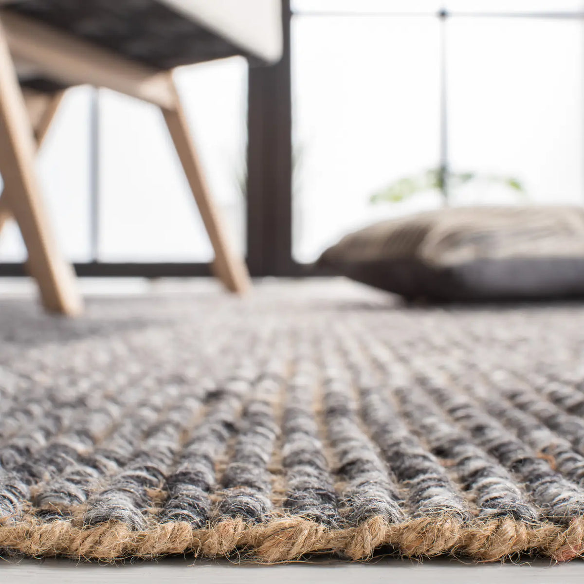 Safavieh Natural Fiber 4'-0" x 6'-0" Rug in Charcoal / Natural
