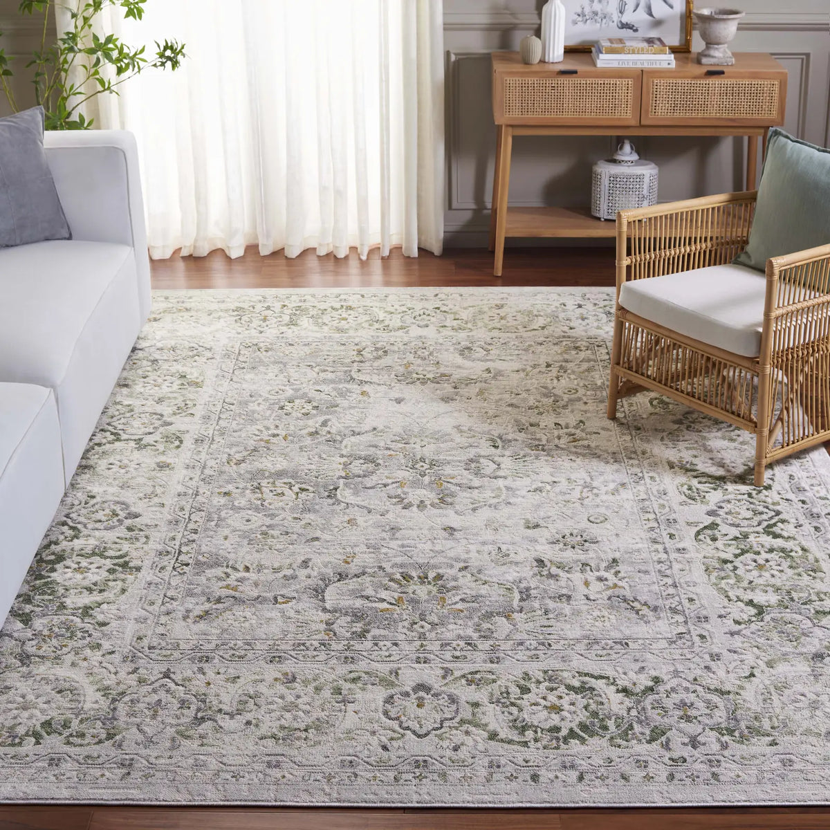 Safavieh Palma 10'-0" x 14'-0" Rug in Beige / Green