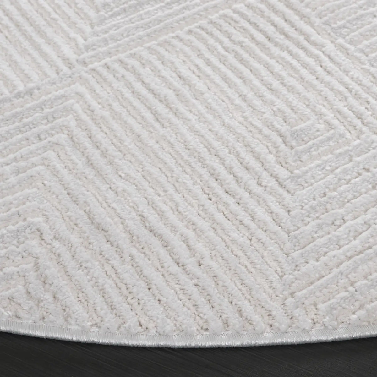 Safavieh Kingston 6'-7" x 6'-7" Rug in Ivory / Light Grey