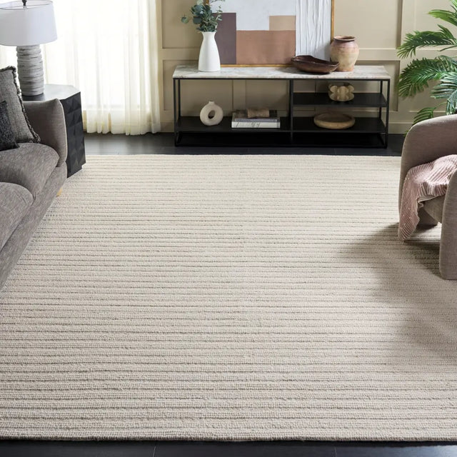 Safavieh Ebony 8'-0" x 10'-0" Rug in Ivory