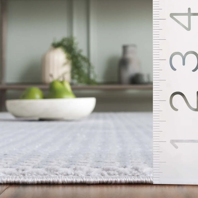 Safavieh Slate 700 4'-0" x 6'-0" Rug in Grey / Ivory