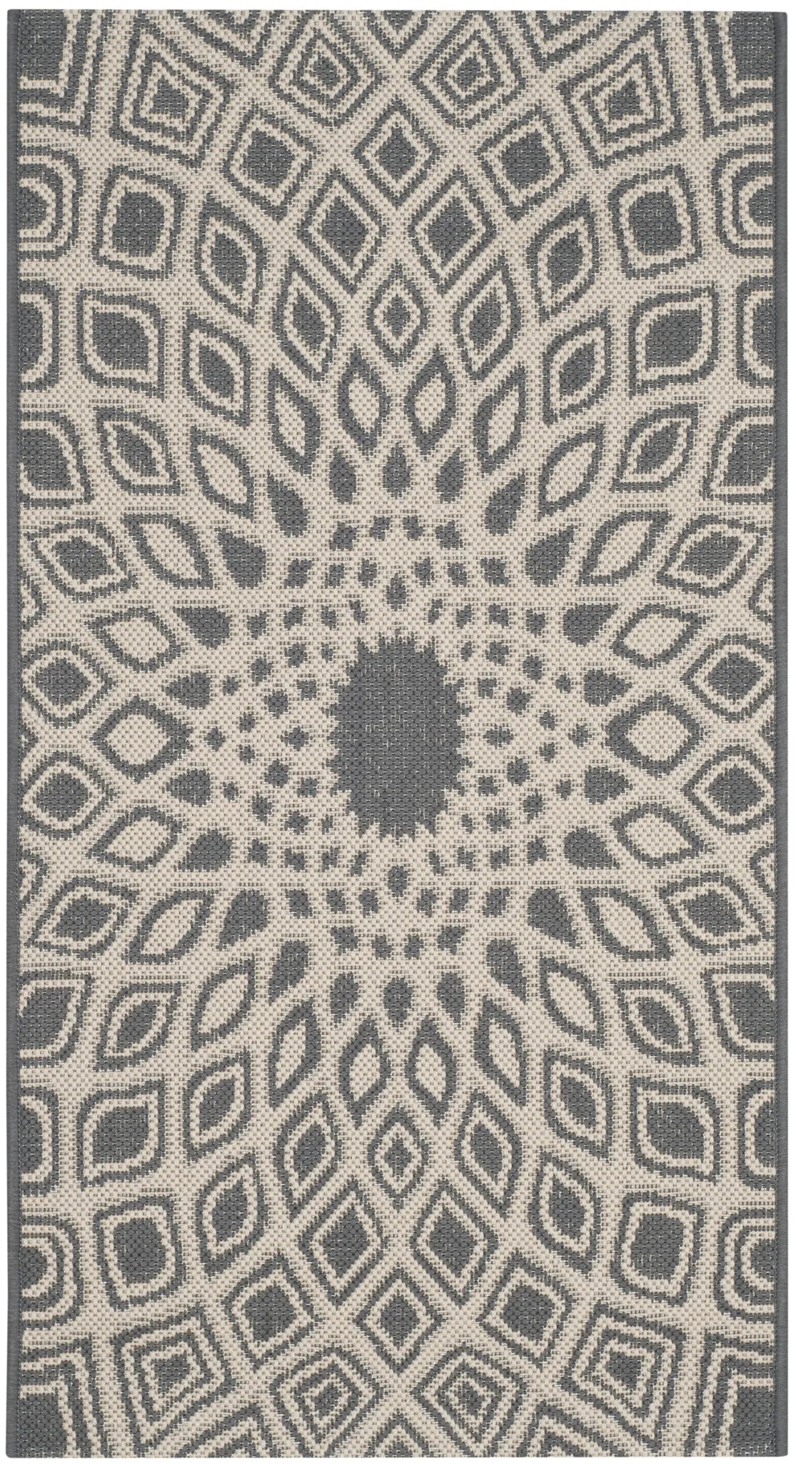 Safavieh Courtyard 2'-0" x 3'-7" Rug in Anthracite / Beige