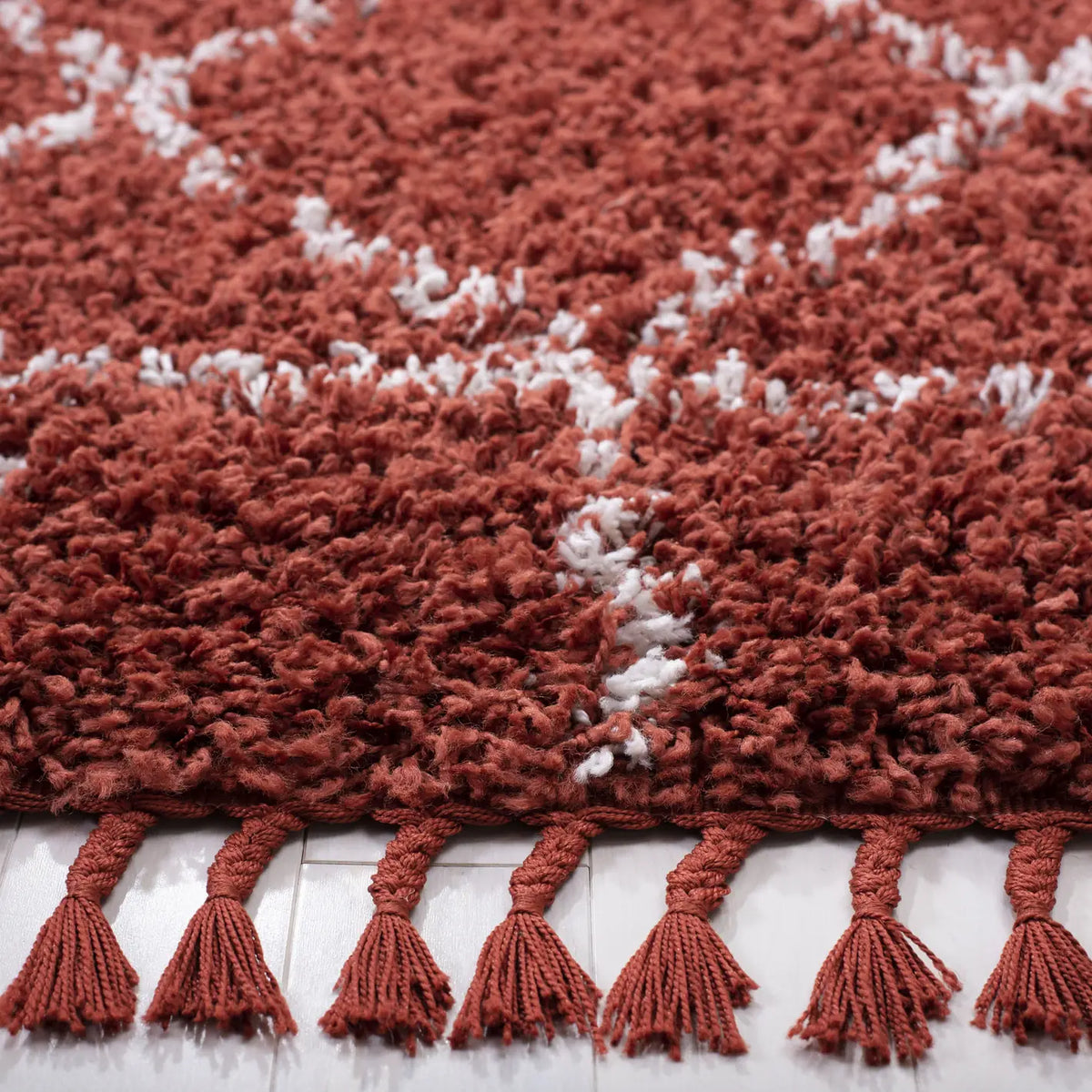 Safavieh Pro Lux Shag 400 4'-0" x 6'-0" Rug in Rust / Creme