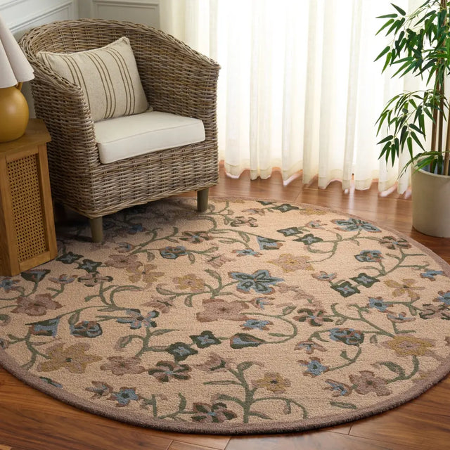 Safavieh Chelsea 6'-0" x 6'-0" Rug in Beige / Green