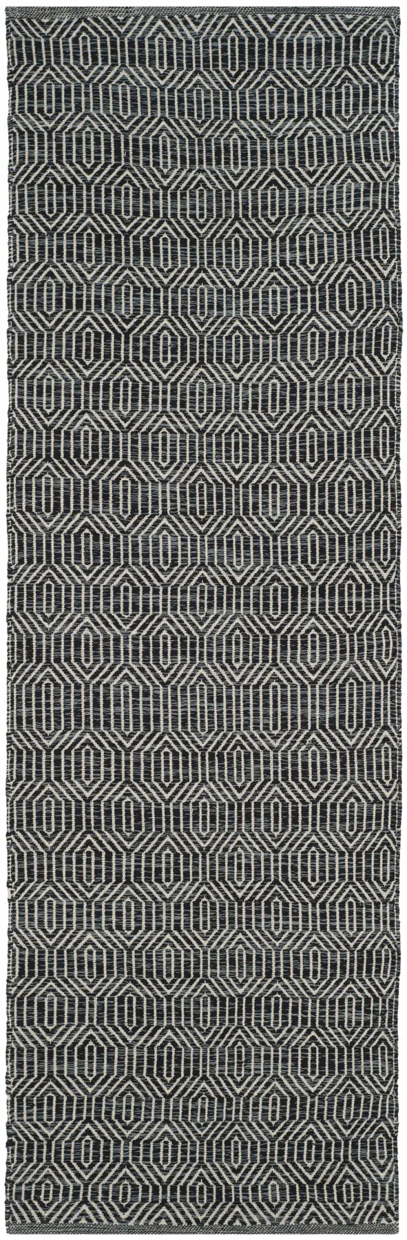Safavieh Montauk 2'-3" x 7'-0" Rug in Ivory / Dark Grey
