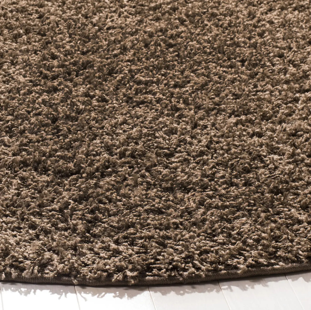 Safavieh Sga-Athens Shag 6'-7" x 6'-7" Rug in Taupe