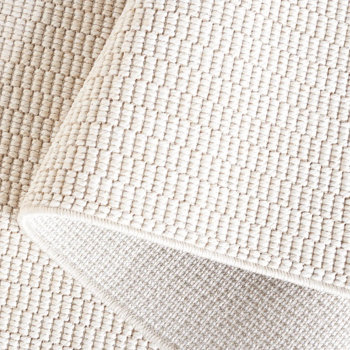 Safavieh Sisal All-Weather 4'-0" x 6'-0" Rug in Ivory