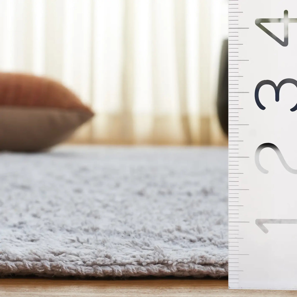 Safavieh Easy Care 4'-0" x 6'-0" Rug in Grey