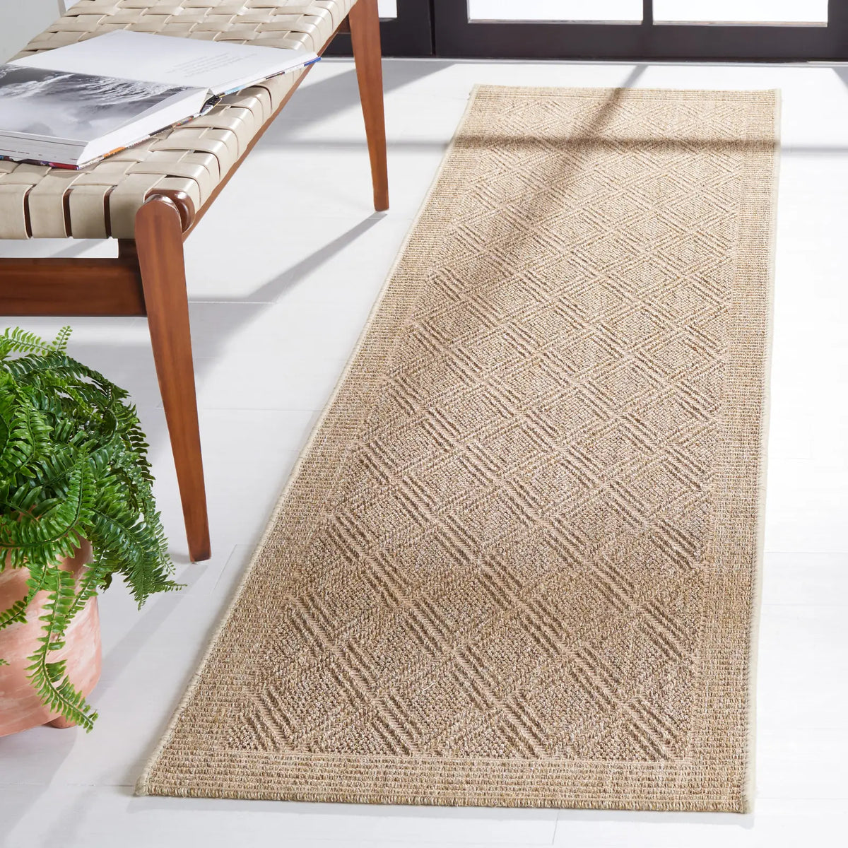 Safavieh Palm Beach 2'-0" x 8'-0" Rug in Sand