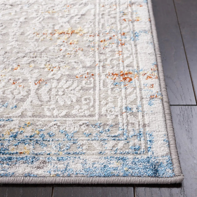 Safavieh Amelia 4'-5" x 6'-5" Rug in Grey / Light Grey