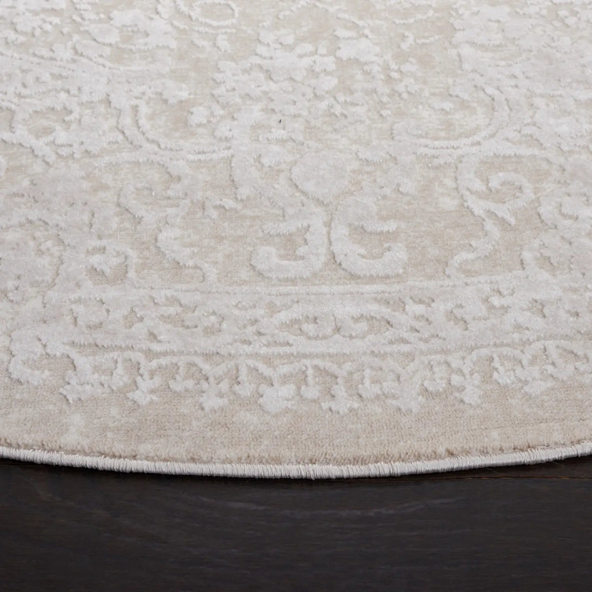 Safavieh Reflection 10'-0" x 10'-0" Rug in Creme / Ivory