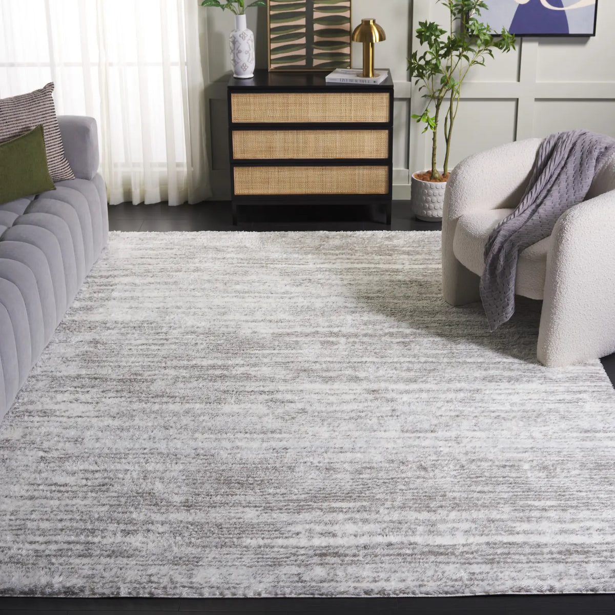 Safavieh Tahoe Shag 10'-0" x 13'-0" Rug in Ivory / Grey