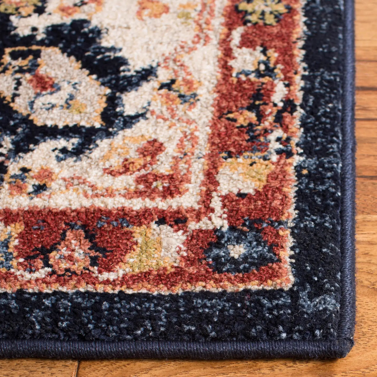 Safavieh Charleston 4'-0" x 6'-0" Rug in Navy / Ivory