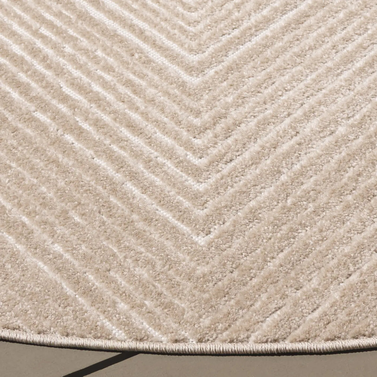 Safavieh Stella 6'-7" x 6'-7" Rug in Beige / Beige