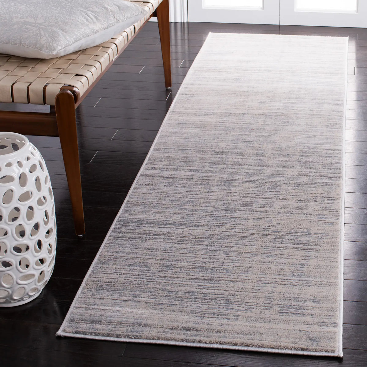 Safavieh Carnegie 2'-3" x 8'-0" Rug in Ivory / Grey
