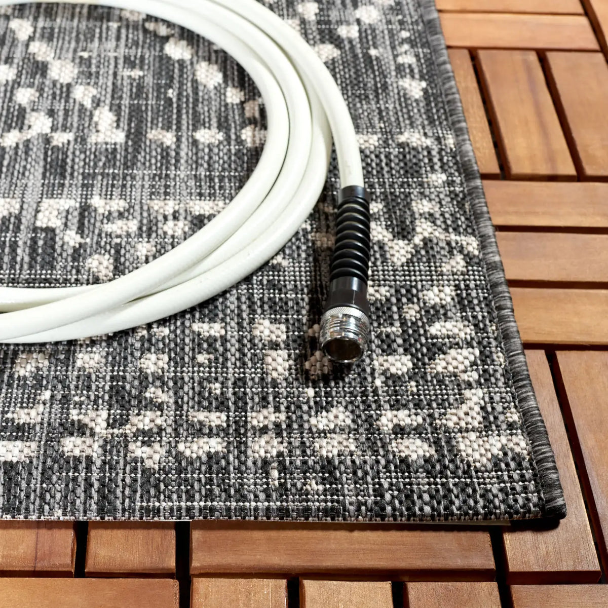 Safavieh Courtyard 6'-7" x 9'-6" Rug in Black / Beige