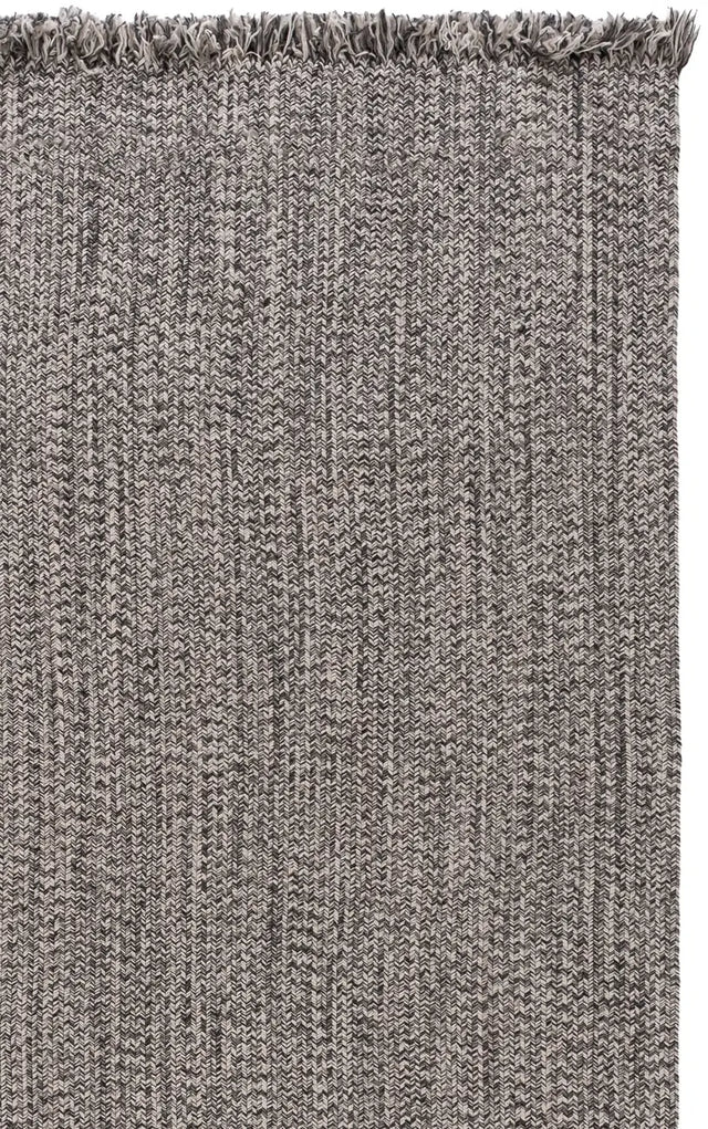 Safavieh Braided 300 5'-0" x 8'-0" Rug in Grey / Ivory