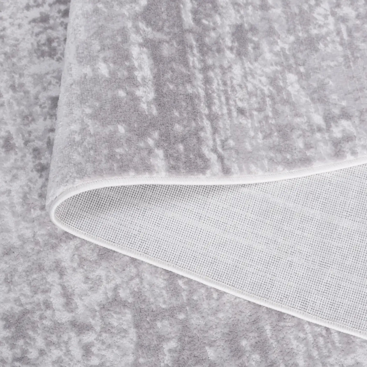 Safavieh Amelia 700 4'-0" x 6'-0" Rug in Ivory / Stone Grey