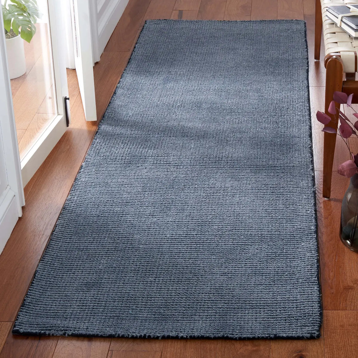 Safavieh Classic Vintage 2'-3" x 8'-0" Rug in Dark Grey