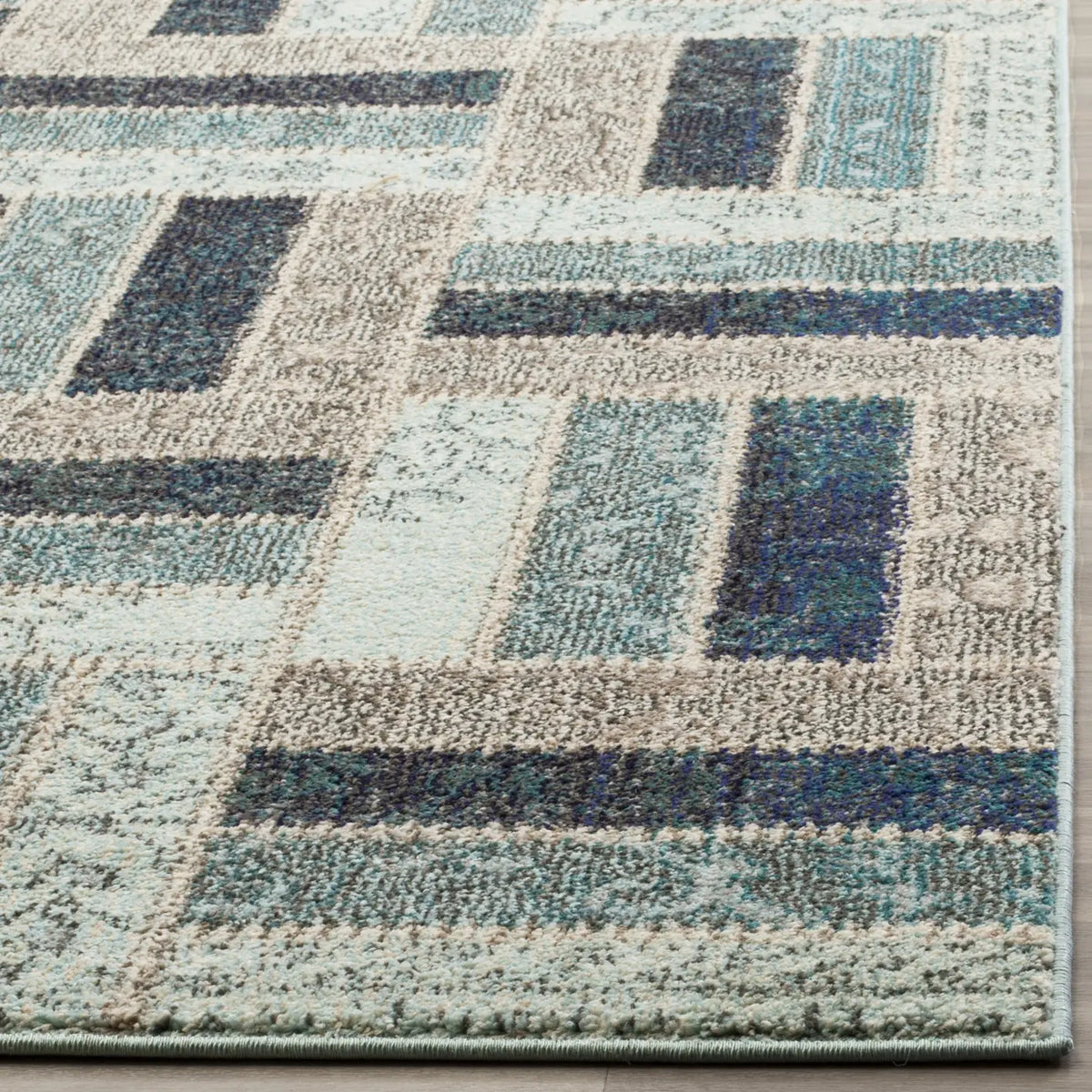 Safavieh Monaco 4'-0" x 5'-7" Rug in Grey / Blue