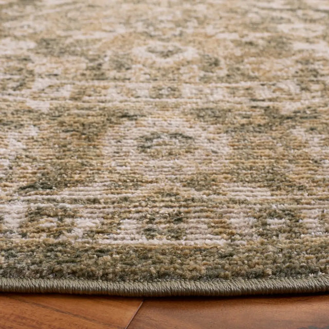 Safavieh Hazel 500 6'-0" x 6'-0" Rug in Green / Beige