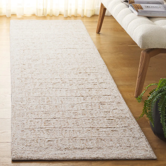 Safavieh Pine 2'-3" x 8'-0" Rug in Light Brown / Ivory