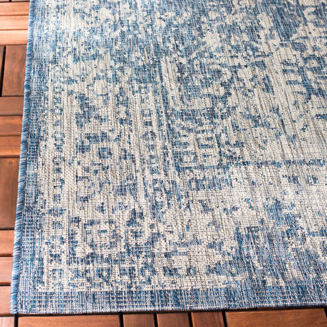 Safavieh Courtyard 4'-0" x 5'-7" Rug in Navy / Grey