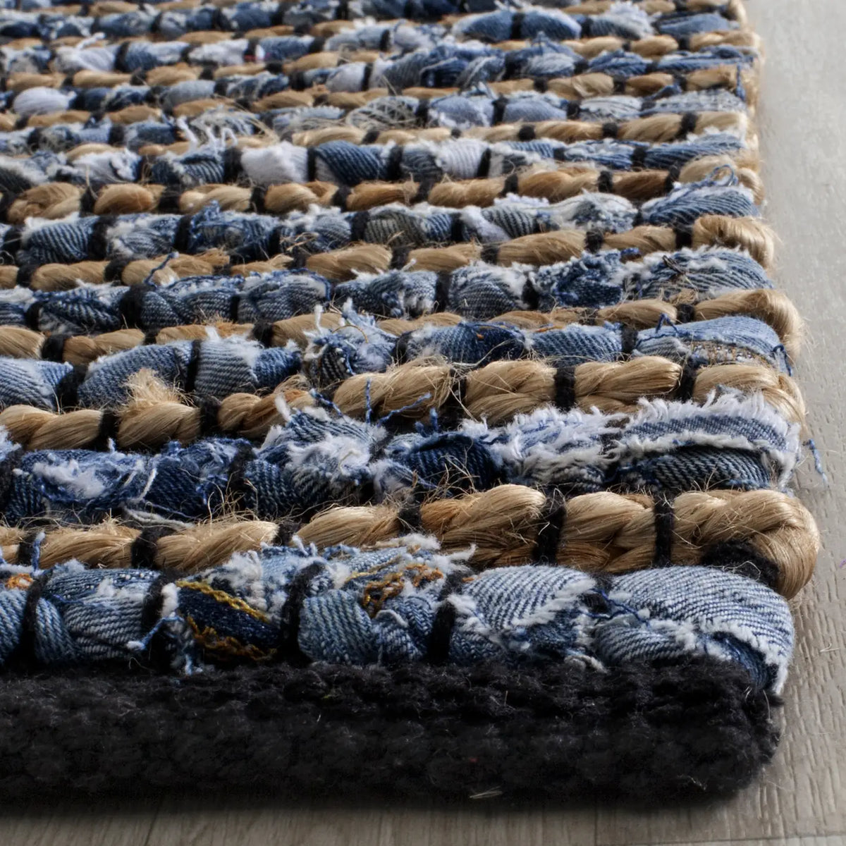 Safavieh Cape Cod 2'-3" x 10'-0" Rug in Blue