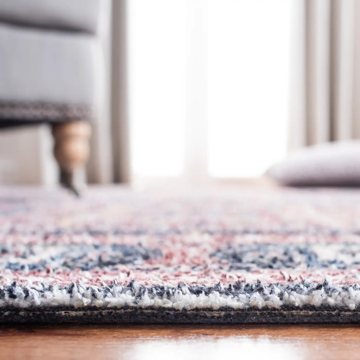 Safavieh Classic Vintage 4'-0" x 6'-0" Rug in Rust / Green