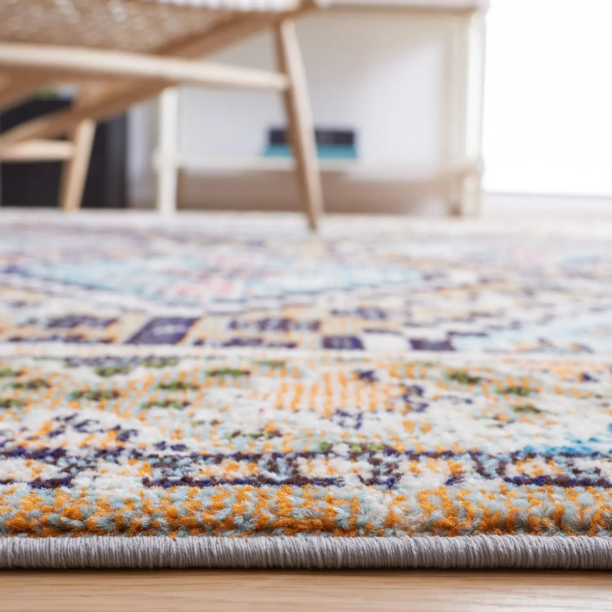 Safavieh Madison 4'-0" x 6'-0" Rug in Orange / Beige