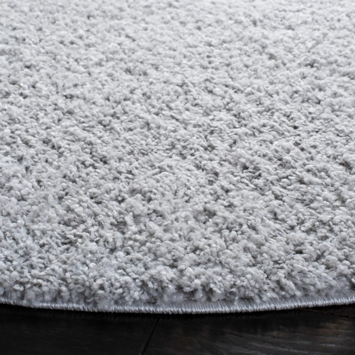 Safavieh August Shag 500 6'-7" x 6'-7" Rug in Light Grey