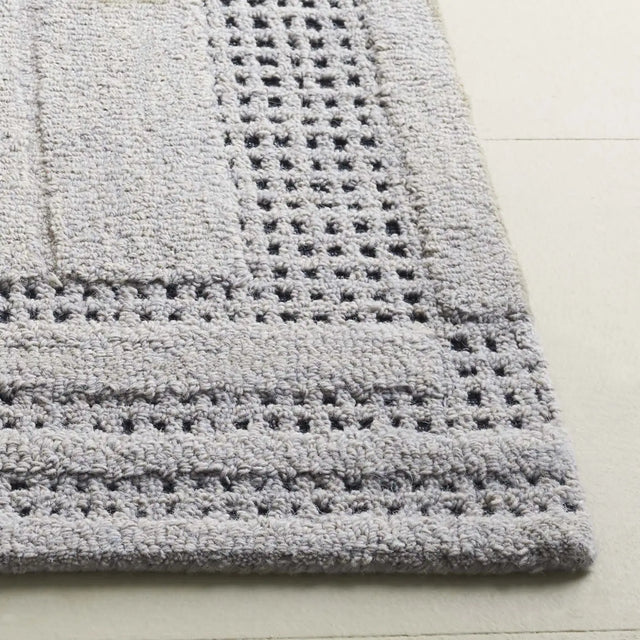 Safavieh Harvest 2'-3" x 9'-0" Rug in Silver / Grey