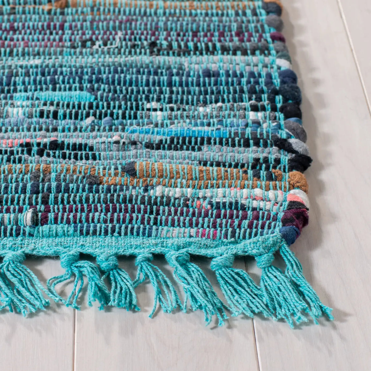 Safavieh Rag Rug 5'-0" x 8'-0" Rug in Blue / Multi