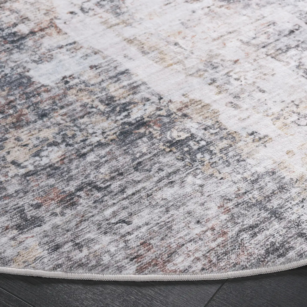 Safavieh Santa Monica 6'-0" x 6'-0" Rug in Beige / Charcoal
