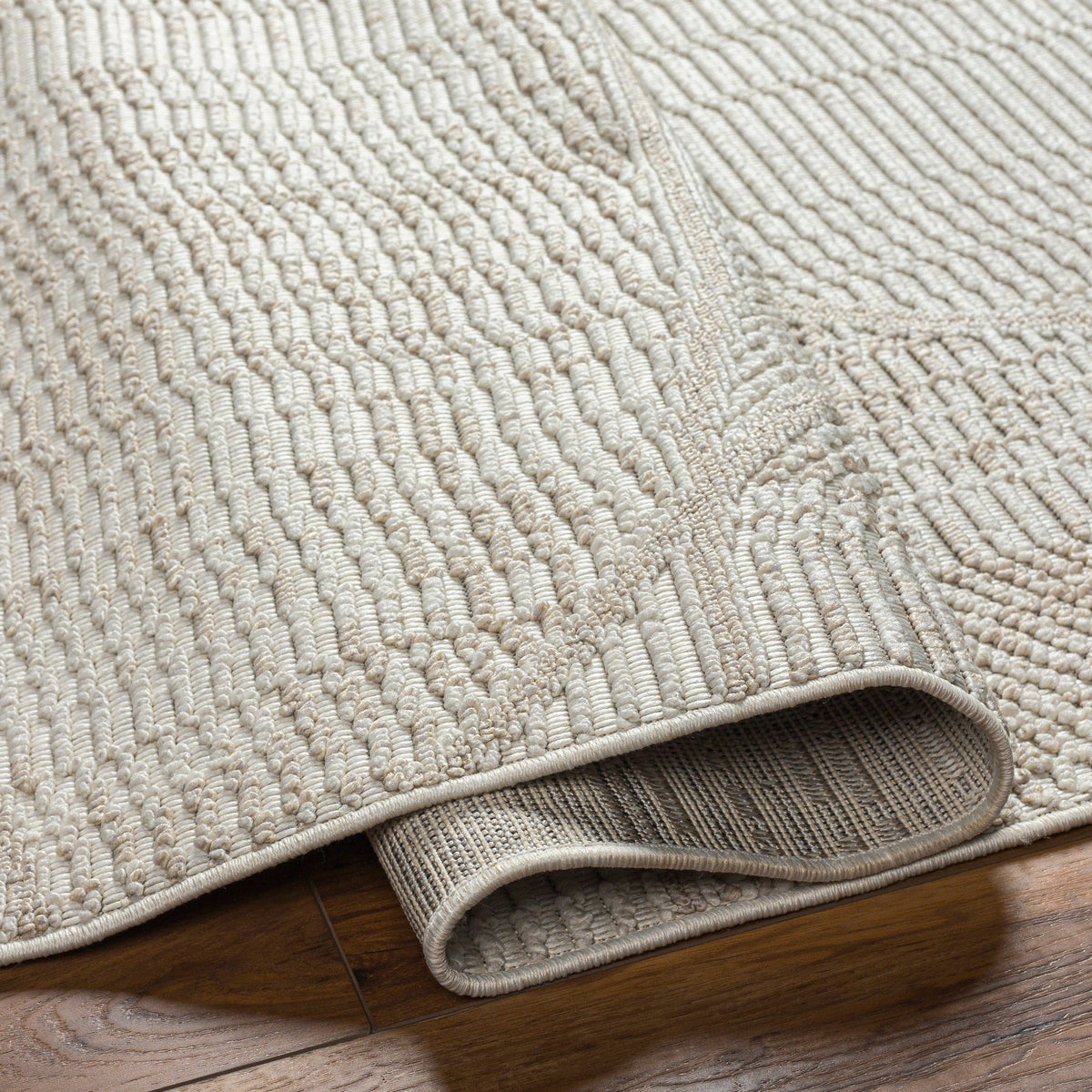 Surya Finland Fnd-2302 Cream, Off-White Rug.