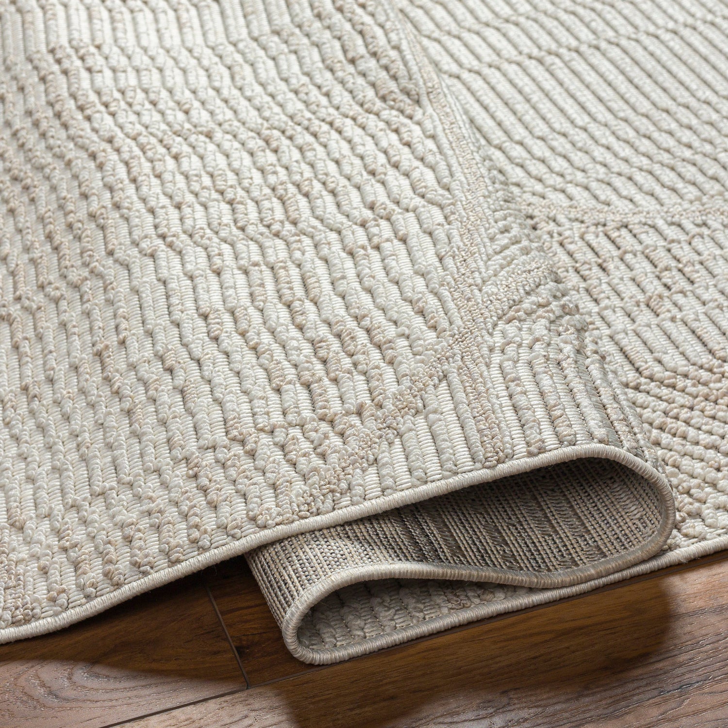 Surya Finland Fnd-2302 Cream, Off-White Rug.