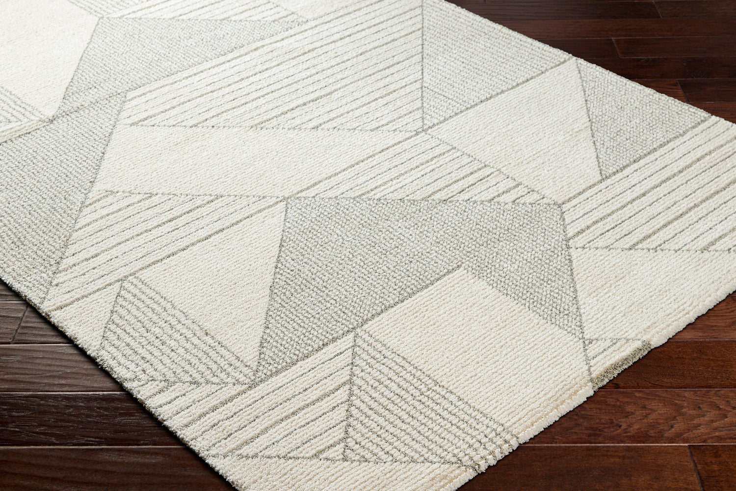 Surya Gavic Gvc-2314 Ivory, Medium Gray, Light Beige Rug.