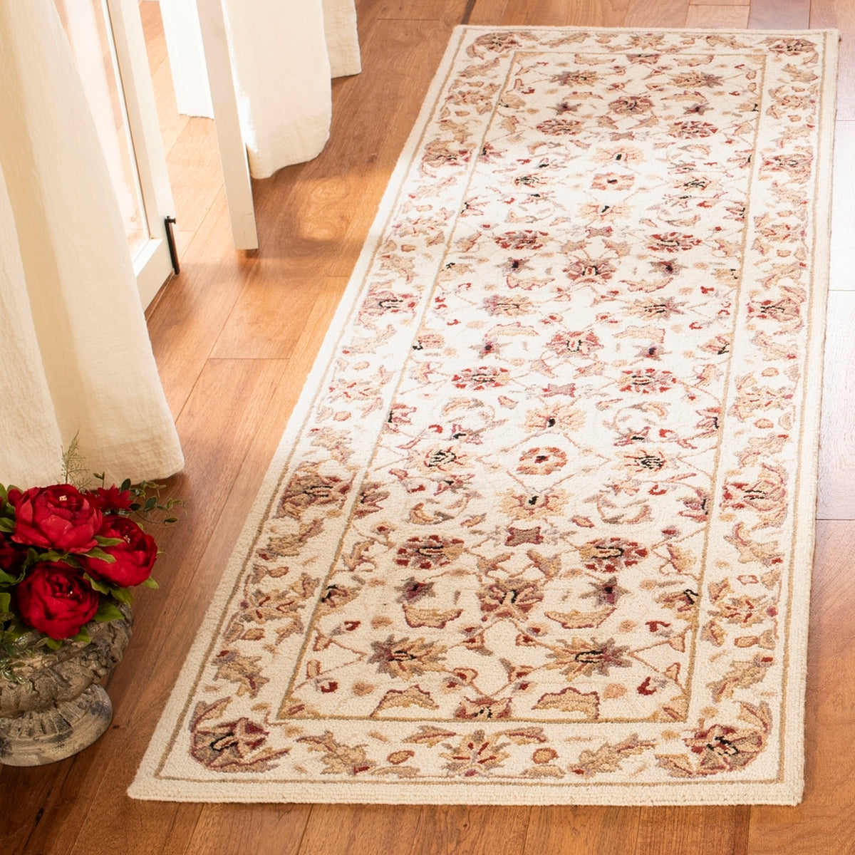 Safavieh Chelsea hk78c Ivory / Ivory Rugs