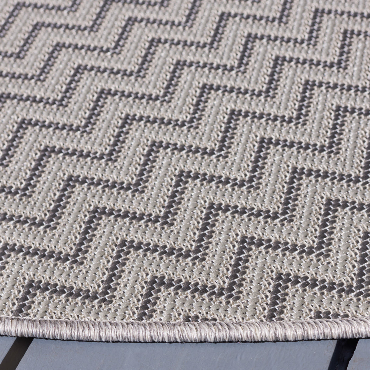 Safavieh Hampton Htn237F Grey Rug.
